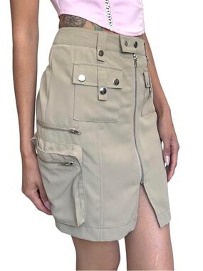 OHS Cargo Mini Skirt 🤍